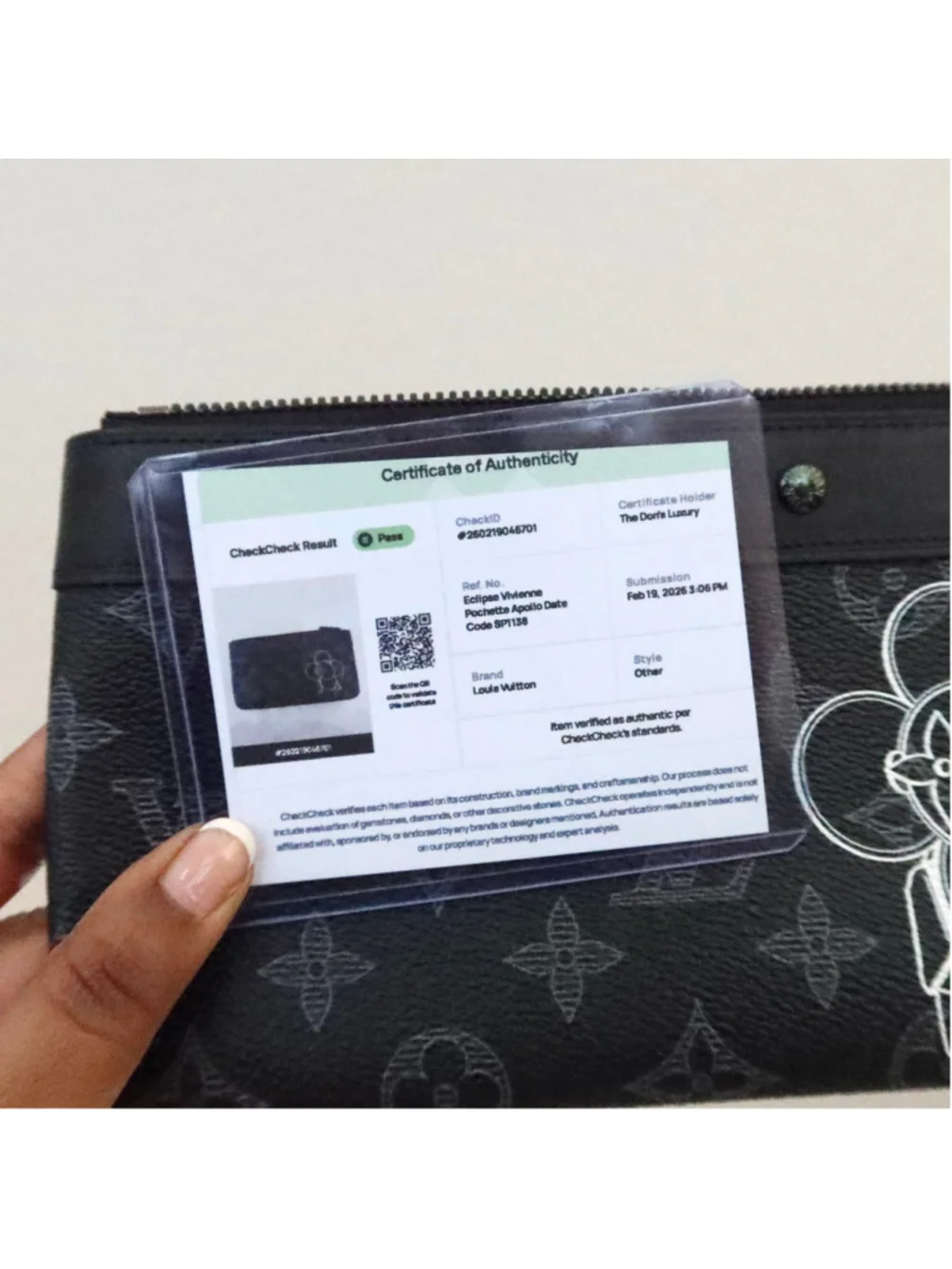 Louis Vuitton Vivienne Apollo Pochette PM Eclipse Monogram EXCELLENT - Picture 9 of 11